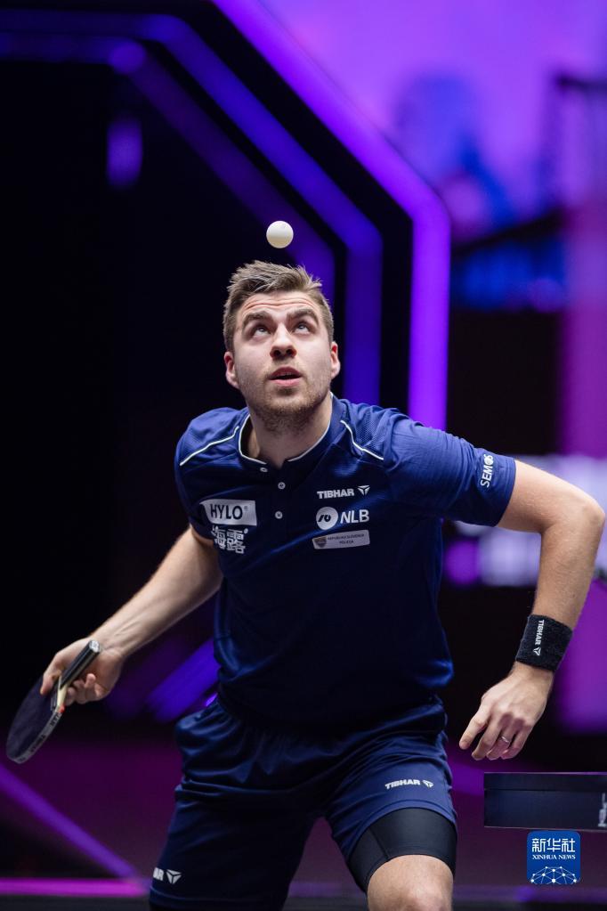 防守反击策 防守反击策