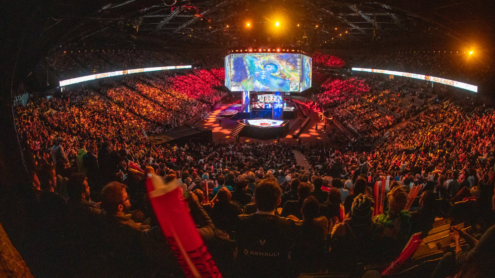 乐观情绪的 乐观情绪的